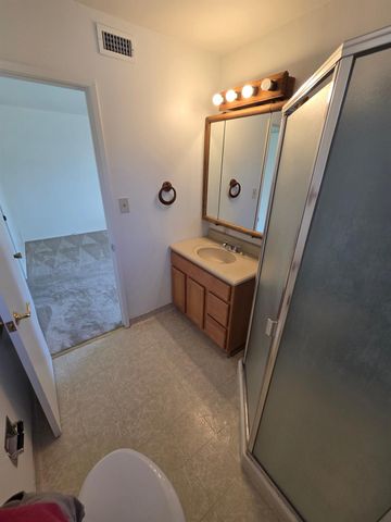 2100 Farnsworth Way, Rancho Cordova, CA 95670