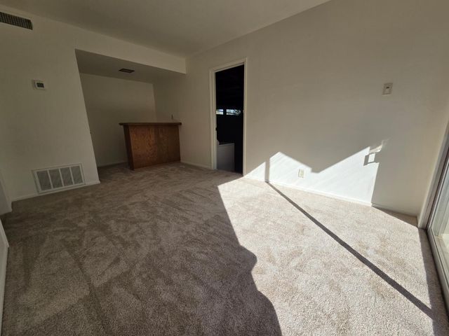 2100 Farnsworth Way, Rancho Cordova, CA 95670