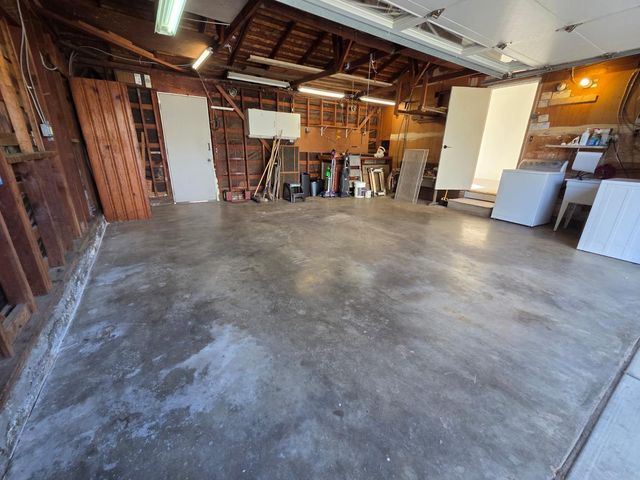 2100 Farnsworth Way, Rancho Cordova, CA 95670