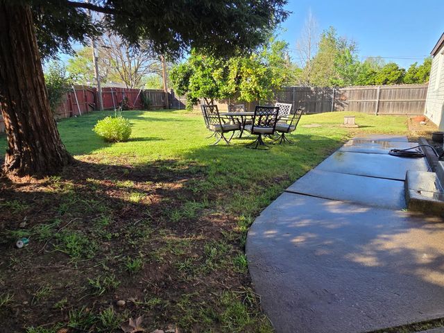 2100 Farnsworth Way, Rancho Cordova, CA 95670