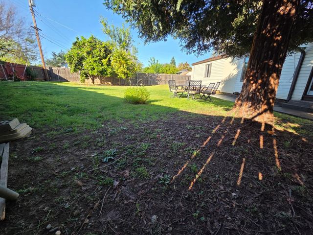 2100 Farnsworth Way, Rancho Cordova, CA 95670