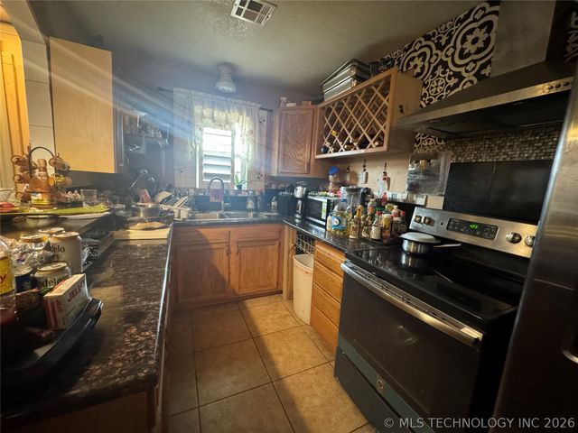 1849 N Jamestown Avenue, Tulsa, OK 74115