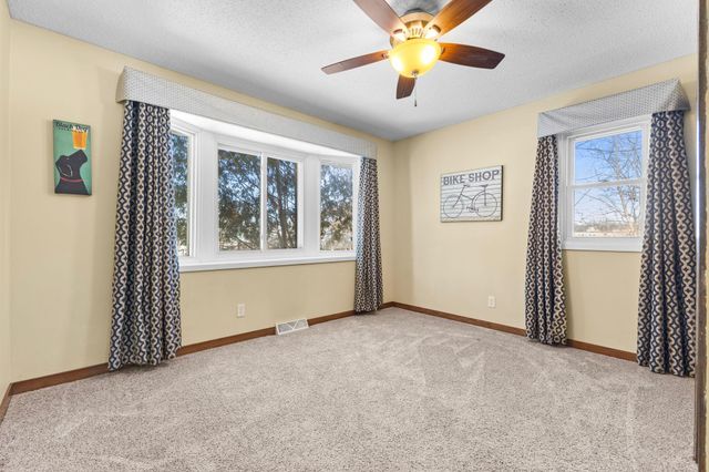 13641 Heather Street NW, Andover, MN 55304