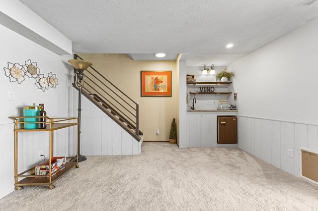 13641 Heather Street NW, Andover, MN 55304