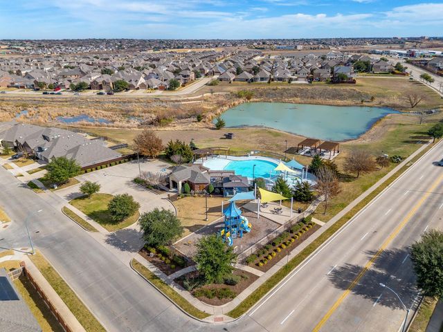 6316 Bristolwood Drive, Fort Worth, TX 76123