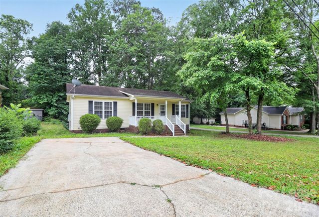 305 South Street, Belmont, NC 28012