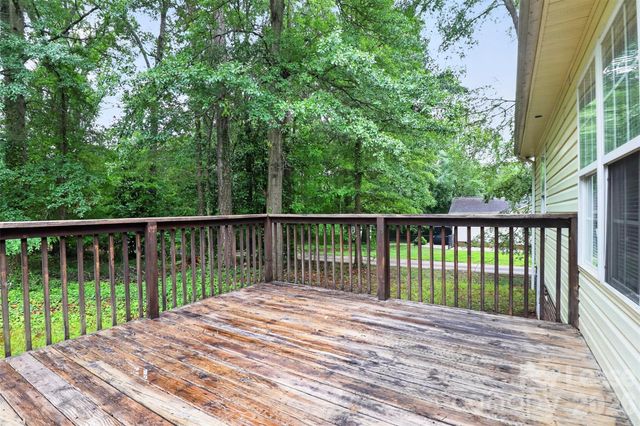 305 South Street, Belmont, NC 28012