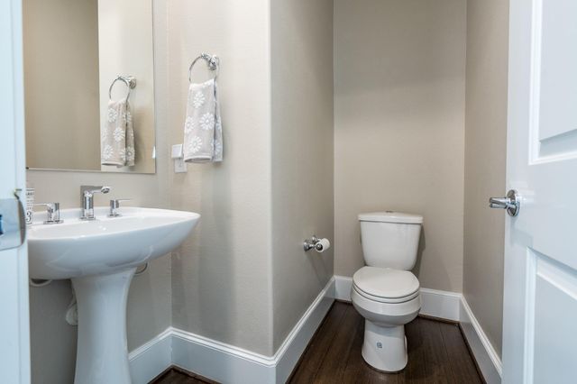 8624 Emnora Lane, Houston, TX 77080