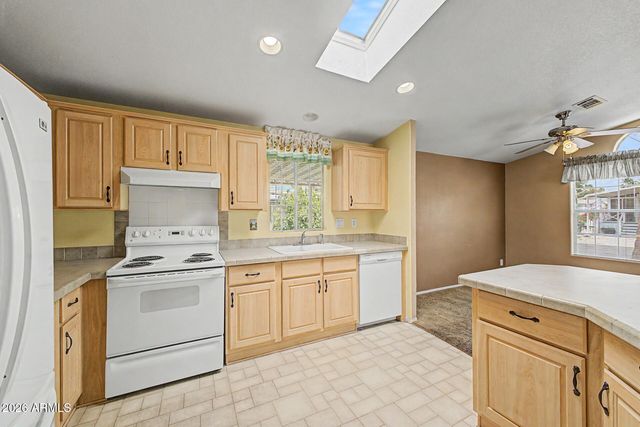 201 S GREENFIELD Road 74, Mesa, AZ 85206