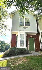 6099 CAMDEN FORREST Drive, Riverdale, GA 30296