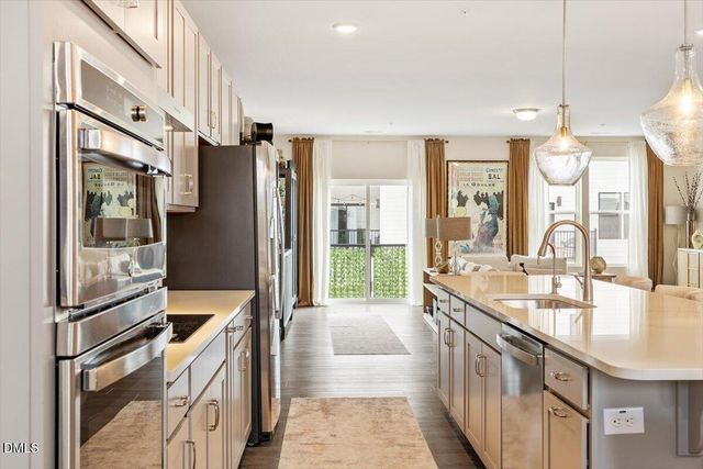 1205 S Blount Street 201, Raleigh, NC 27601