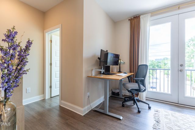 1205 S Blount Street 201, Raleigh, NC 27601