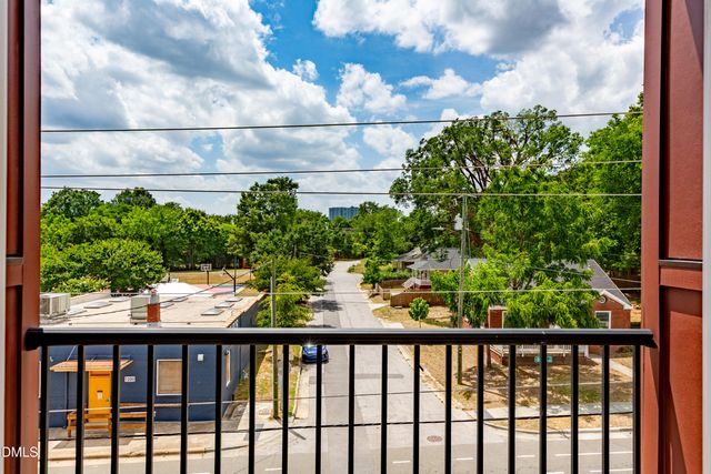 1205 S Blount Street 201, Raleigh, NC 27601