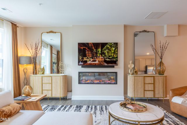 1205 S Blount Street 201, Raleigh, NC 27601