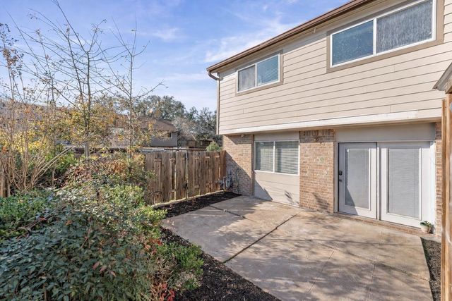 10556 Hammerly Boulevard 328, Houston, TX 77043