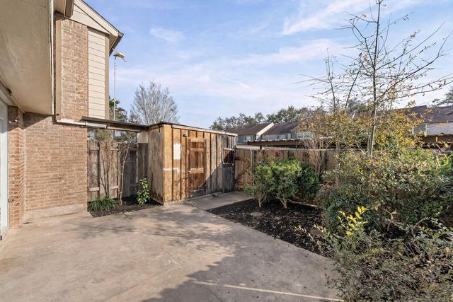 10556 Hammerly Boulevard 328, Houston, TX 77043