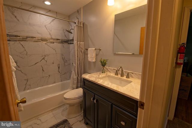 3314 STUMP HALL RD, Collegeville, PA 19426