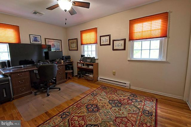 3314 STUMP HALL RD, Collegeville, PA 19426