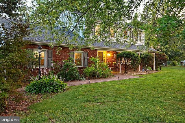 3314 STUMP HALL RD, Collegeville, PA 19426