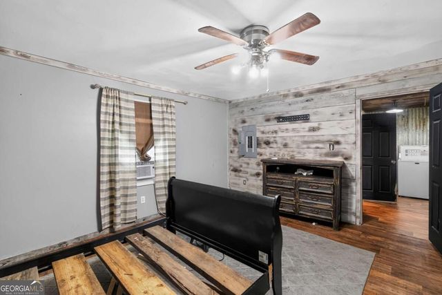 55 Whitman Loop, Aragon, GA 30104