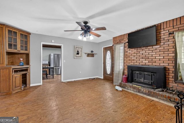 55 Whitman Loop, Aragon, GA 30104