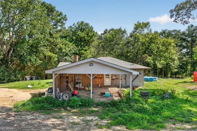 55 Whitman Loop, Aragon, GA 30104