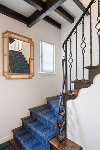 2520 Alta Avenue, Santa Monica, CA 90402