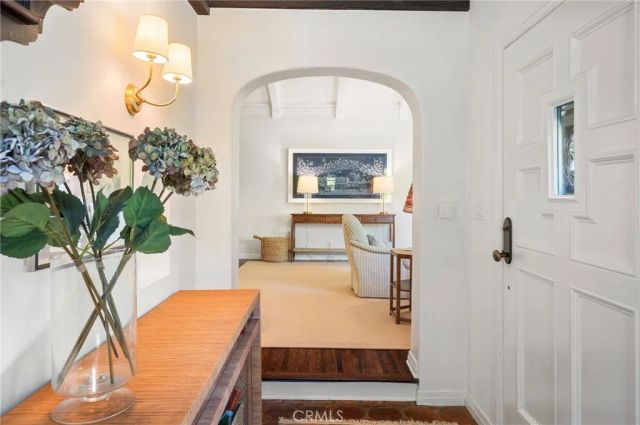 2520 Alta Avenue, Santa Monica, CA 90402