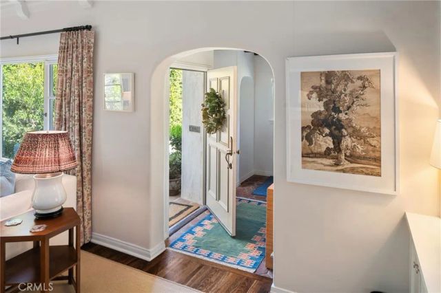 2520 Alta Avenue, Santa Monica, CA 90402