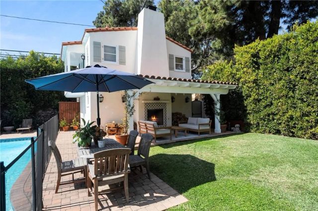 2520 Alta Avenue, Santa Monica, CA 90402