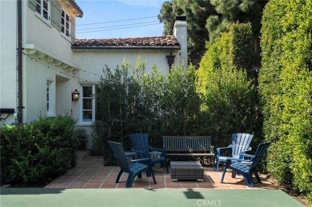 2520 Alta Avenue, Santa Monica, CA 90402
