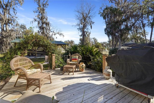 1321 Shell Point Road NE, Townsend, GA 31331