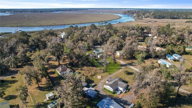 1321 Shell Point Road NE, Townsend, GA 31331