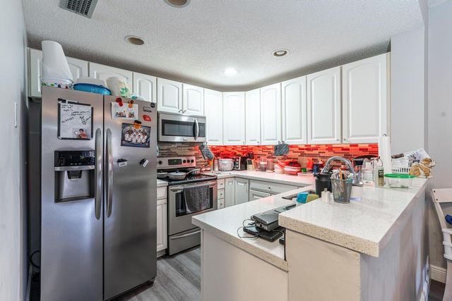 151 SW 95th Terrace 106, Pembroke Pines, FL 33025