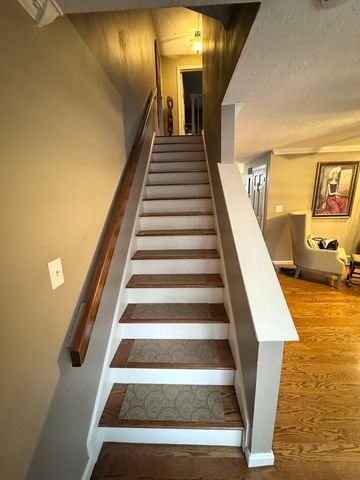 155 Heritage Dr 155, Tewksbury, MA 01876