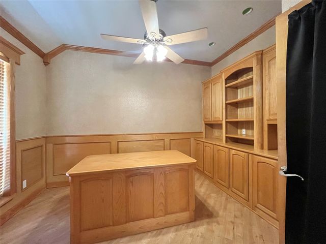 245 Spring Creek Court, Paradise, TX 76073