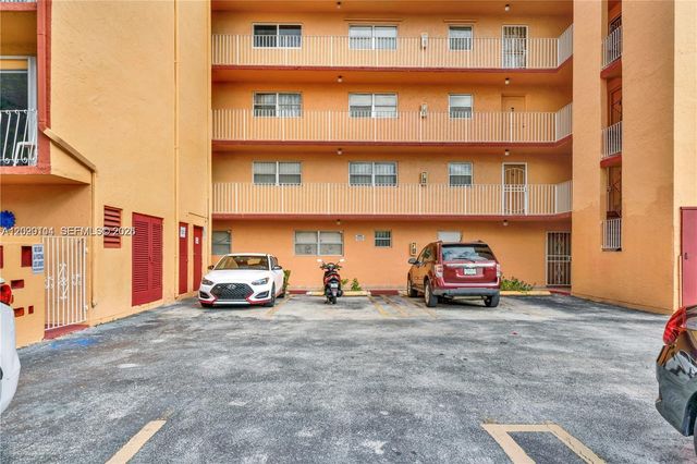6200 W Flagler St 301, Miami, FL 33144