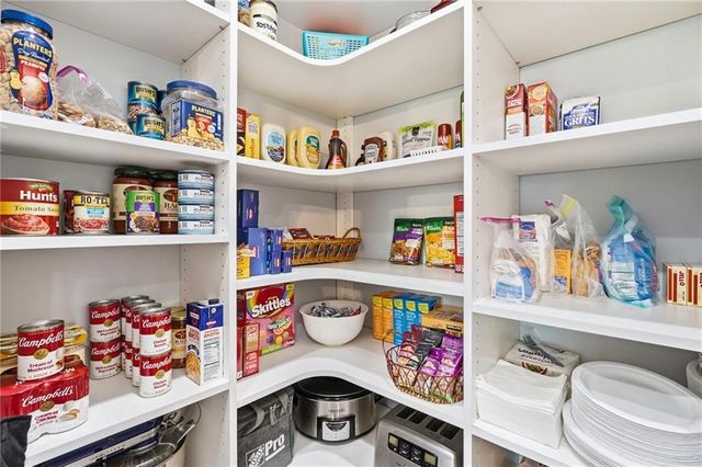 331 McDaniel Place, Canton, GA 30115