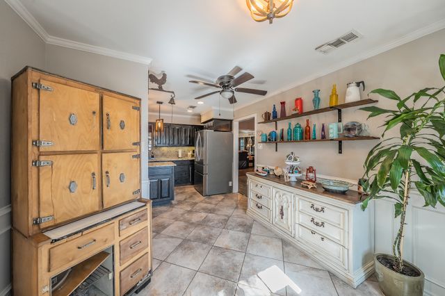 5004 Lake View Circle, North Richland Hills, TX 76180