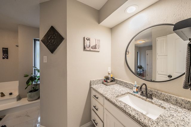 5004 Lake View Circle, North Richland Hills, TX 76180