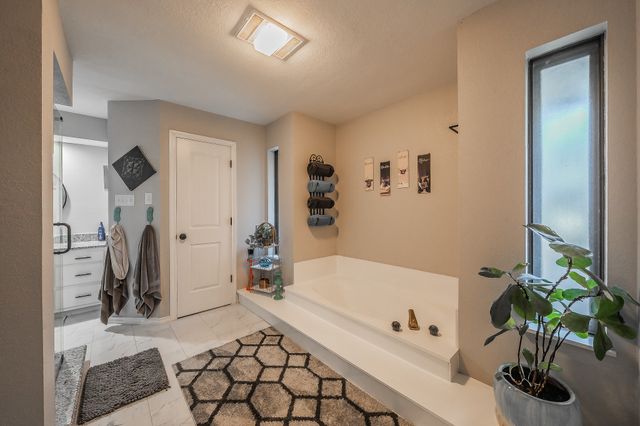 5004 Lake View Circle, North Richland Hills, TX 76180