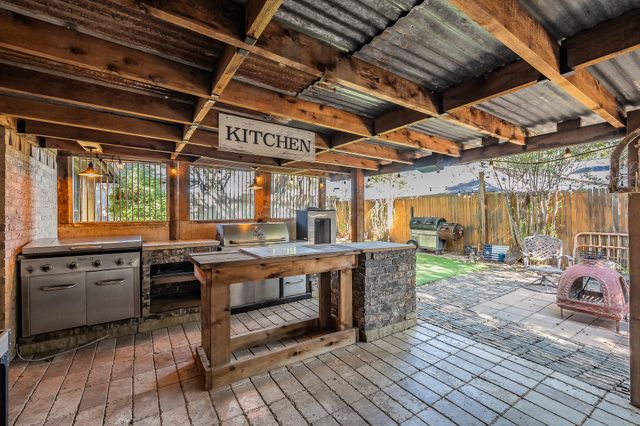 5004 Lake View Circle, North Richland Hills, TX 76180