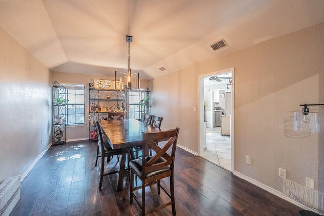 5004 Lake View Circle, North Richland Hills, TX 76180