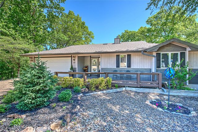17 Stoneykirk Drive, Bella Vista, AR 72715