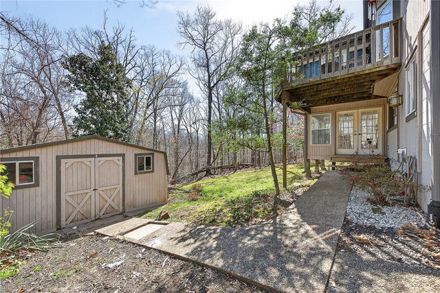 17 Stoneykirk Drive, Bella Vista, AR 72715