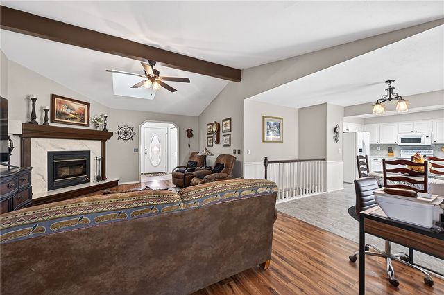 17 Stoneykirk Drive, Bella Vista, AR 72715