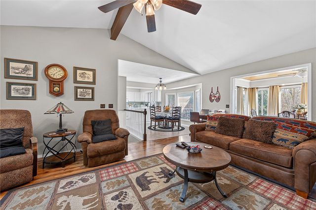 17 Stoneykirk Drive, Bella Vista, AR 72715