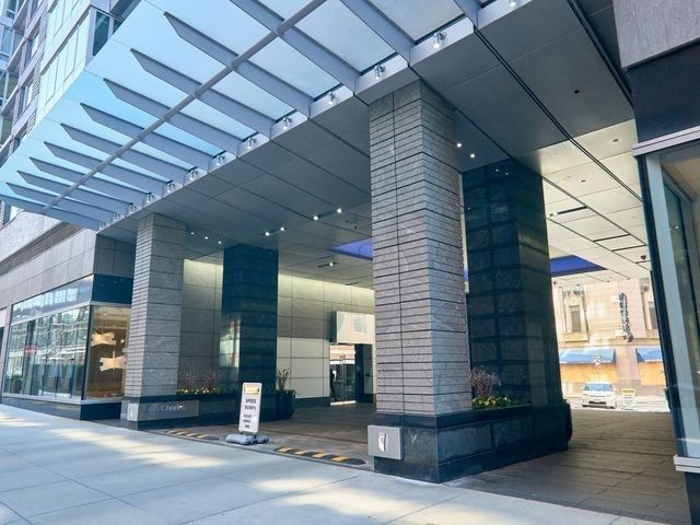 1 Charles St S 807, Boston, MA 02116