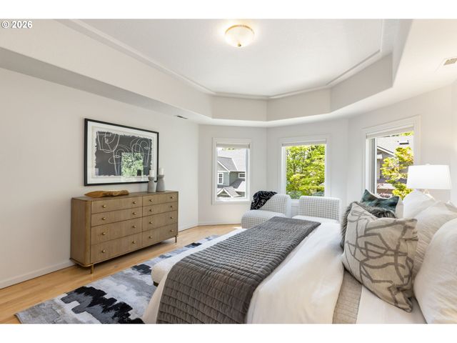 3319 Nw SPENCER St, Portland, OR 97229