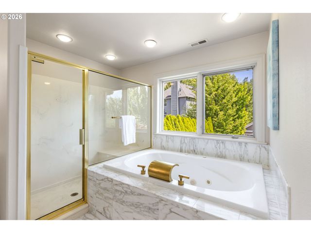 3319 Nw SPENCER St, Portland, OR 97229